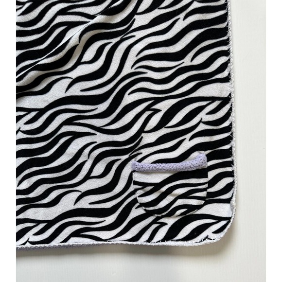 Koala Baby Babies Toys R Us Zebra Animal Print Purple Pocket Sherpa Baby Blanket - Picture 3 of 8